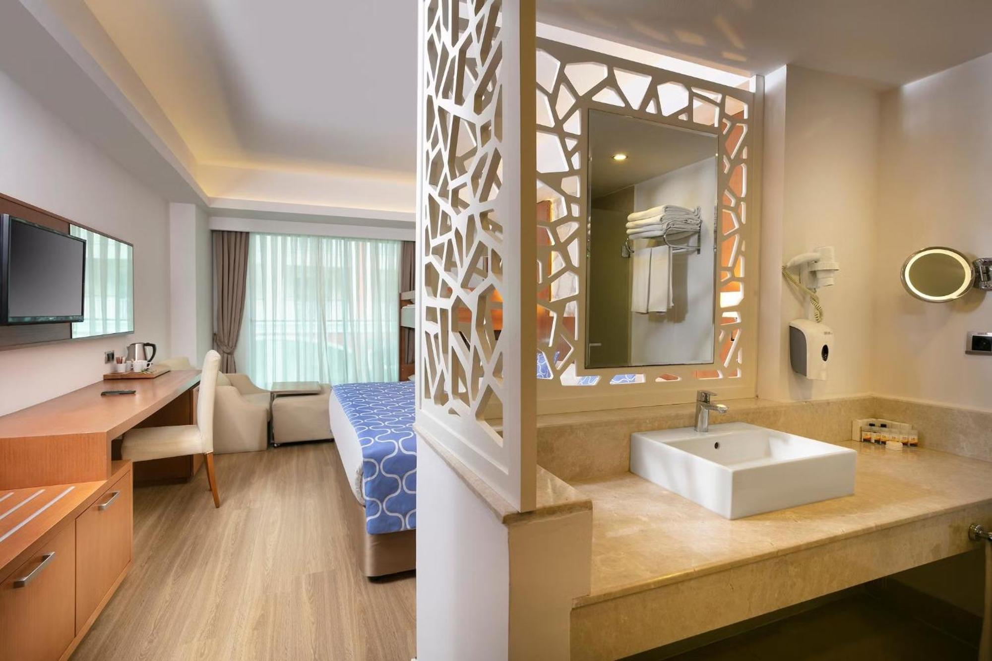 Hotel Armas Life Belek Habitación foto